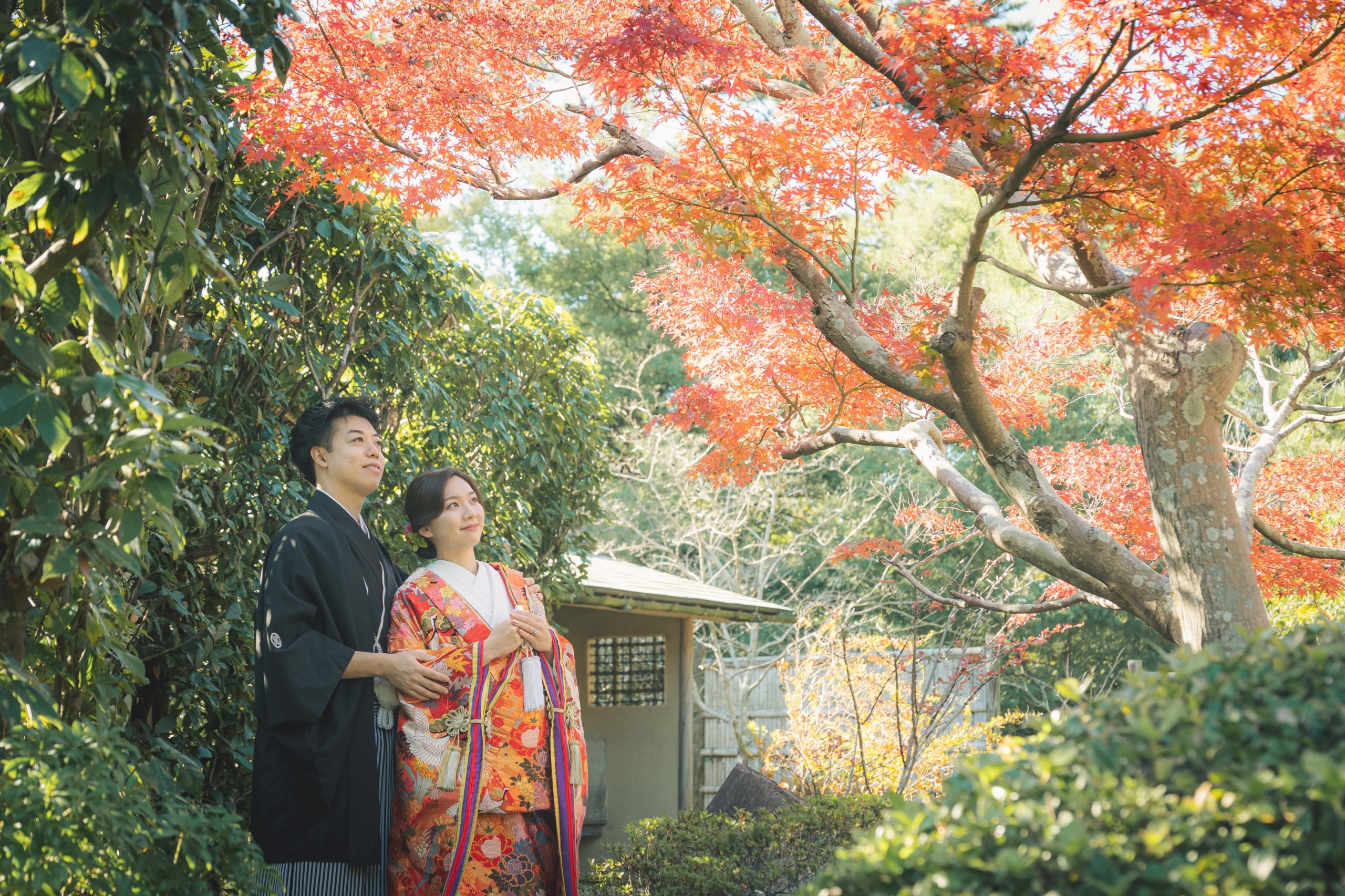 【和装1着】紅葉シーズン♪コスパ◎11/25〜12/15★海が見える日本庭園と海岸で撮影　衣装・美容・写真データ100枚